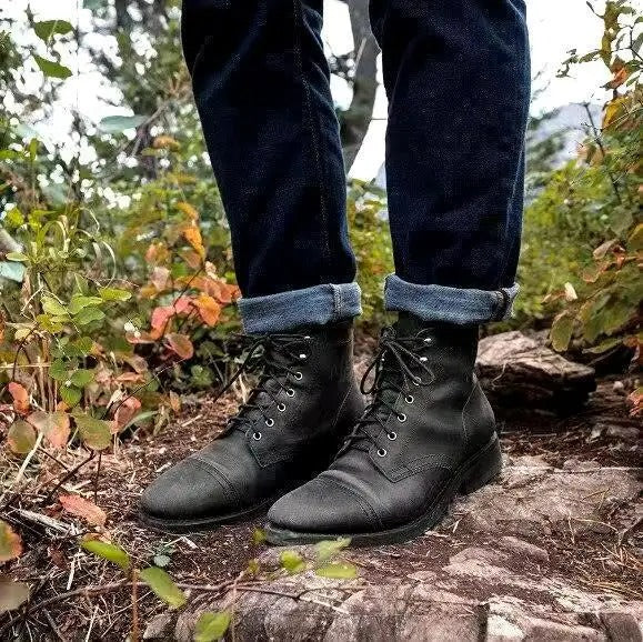 James™ | Leren schoenen