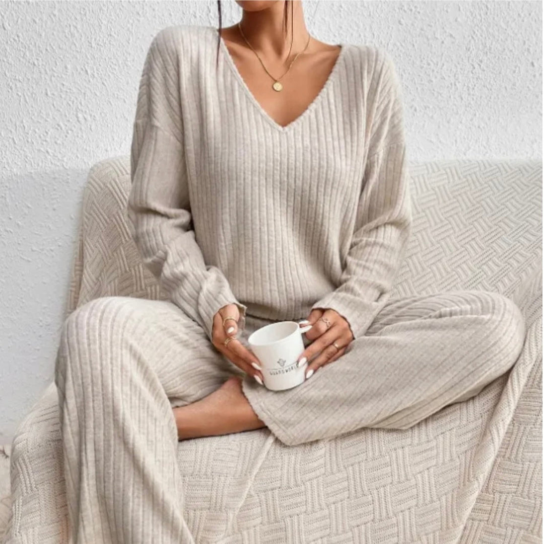 Amara™ | Elegante tweedelige gebreide set voor dames