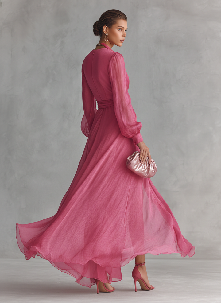Riva™ | Roze chiffonjurk met V-hals